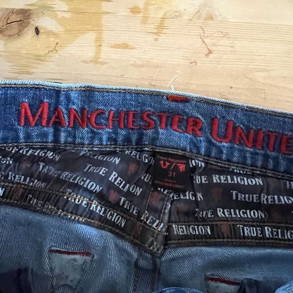 True Religion X Manchester United Jeans 31 - Picture 9 of 11
